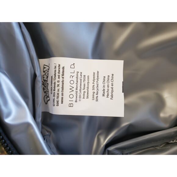 Pokémon Lunch Box Bag Soft 2016 Zippered Pikachu Blastoise Charizard Venusaur - Picture 4 of 6